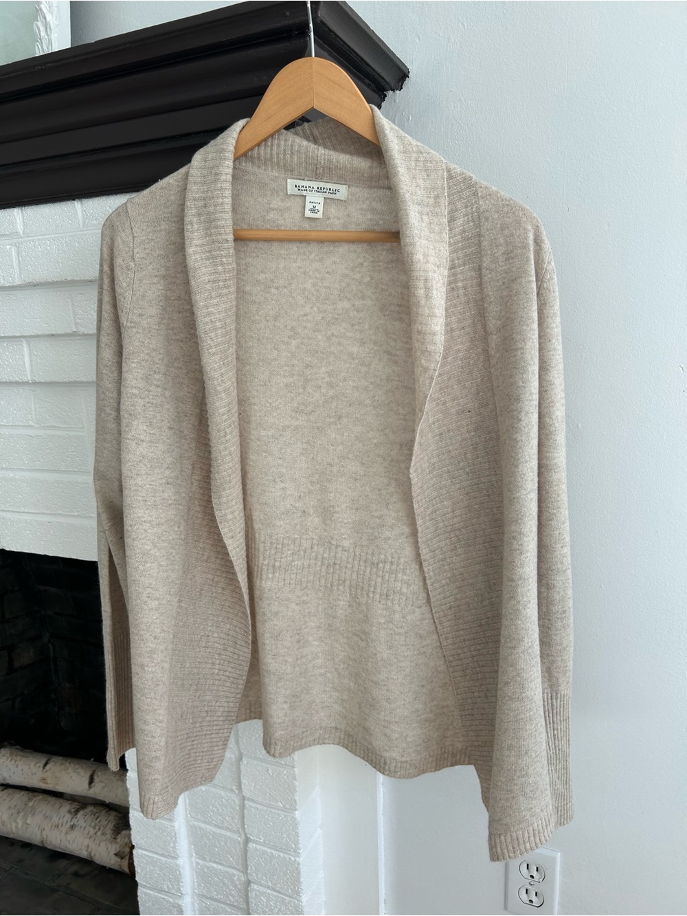 Banana Republic Beige Crewneck Sweater